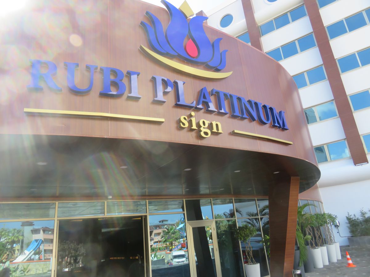 imagini hotel Rubi Platinum Sign